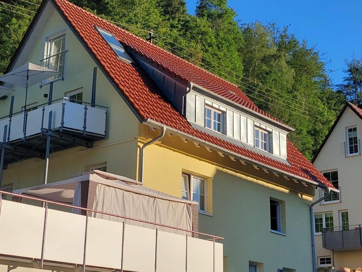 Apartement am Waldrand Bad Wildbad Bagian luar foto